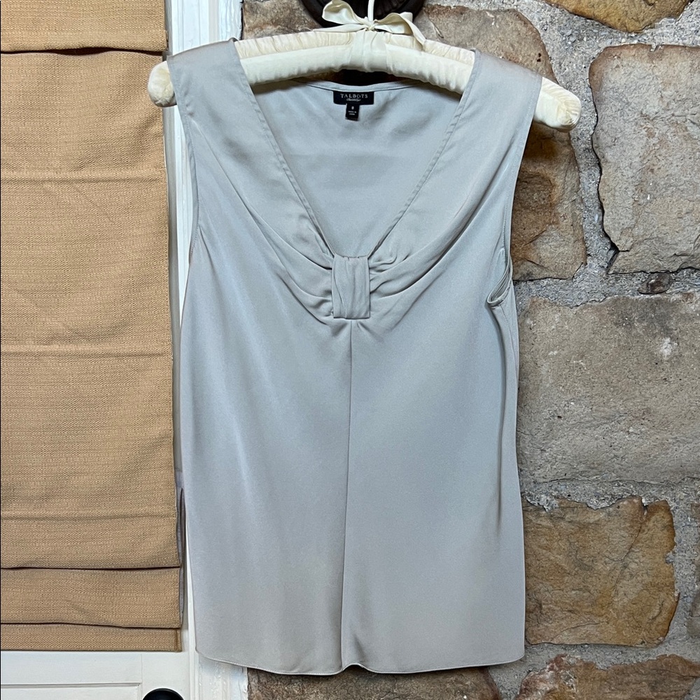 Gorgeous pearl gray Talbots silk top